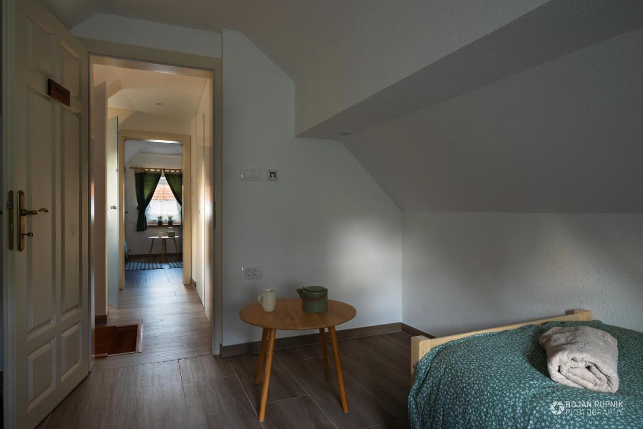 Cherry House - Cosy House - Ideal For Bear Watching, In The Neighborhood Of The Medieval Sneznik Castle Stari Trg pri Lozu ภายนอก รูปภาพ